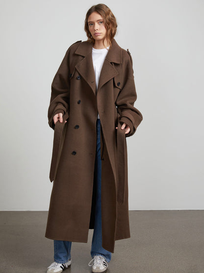 Annie Trenchcoat